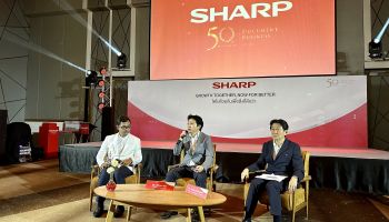 ชาร์ป SHARP ฉลองครบรอบ 50 ปี เปิดตัวผู้บริหารคนใหม่ เพื่อปรับกลยุทธ์หวังเพิ่มส่วนแบ่งทางการตลาดเพิ่ม 10% ส่งผลิตภัณฑ์เทคโนโลยีสุดล้ำกว่า 20 รุ่น 