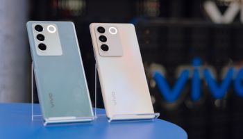 ปังไม่หยุด! แอบส่อง vivo V27 5G จับมือนิตยสารแฟชัน  โชว์ฟีเจอร์กล้อง Aura Light Portrait ขึ้นปกแบบตัวแม่