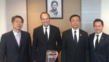 ดีแทคเข้าพบรัฐมนตรีว่าการกระทรวงดิจิทัลเพื่อเศรษฐกิจและสังคม