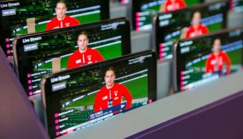 เกิดมาเพื่อฆ่า Digital TV ครั้งแรกของโลก Telstra เปิดให้บริการใหม่ LTE-B สตรีมมิ่ง LIVE TV พร้อมกัน