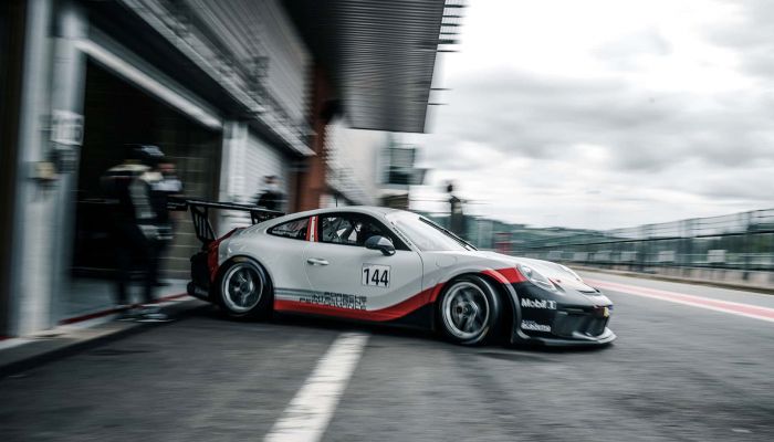 การเปิดตัวครั้งใหม่ของแพลตฟอร์ม Porsche Experience