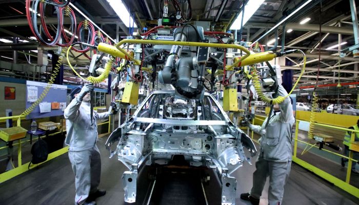 ยูนิเวอร์ซัล โรบอทหนุนผู้ผลิตยานยนต์ไฟฟ้าในไทย ใช้หุ่นยนต์โคบอทช่วยในการผลิต