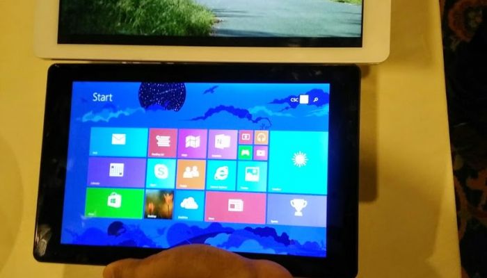 ลองสัมผัส Tablet Windows ราคาสบาย ๆ กับ CSC Wisebook 