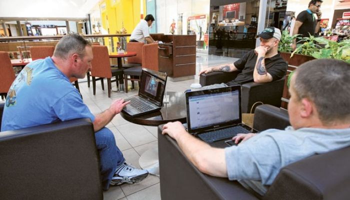 สหรัฐอาหรับเอมิเรตส์ เตือนให้ Free Wi-Fi ร้านกาแฟ ต้องดูความน่าเชื่อถือ ชี้ผู้ให้บริการมีโทษ