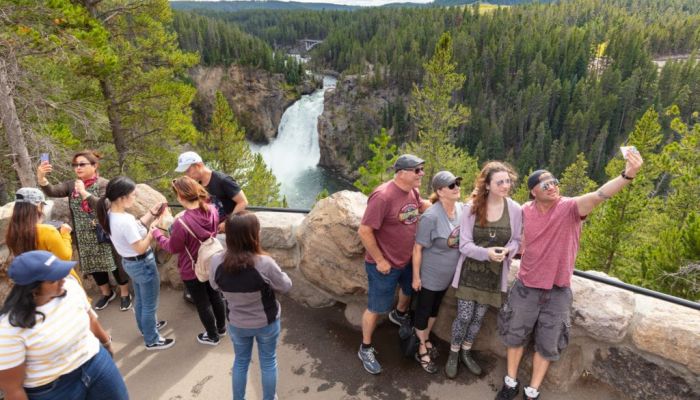 NPS (National Park Service) เปิดรับฟังความคิดเห็นในการปรับปรุงเครือข่าย Wi-Fi บริเวณอุทยาน Yellowstone