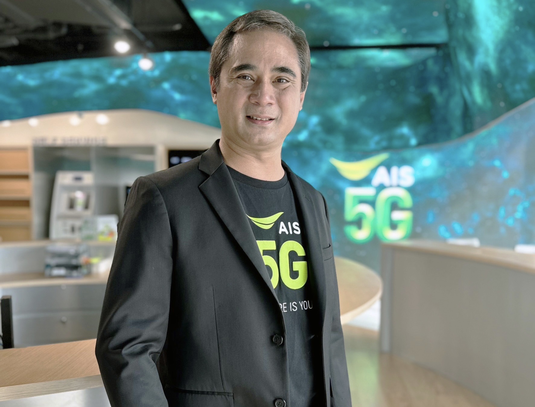 ลุ้นมานาน!! เปิดต้นปี 2023 เอไอเอส ปูทางนำเข้ามือถือ 5G mmWave รายแรกๆ ในเอเชียต่อจากจีน พร้อมเผยความคืบหน้าเน็ตบ้าน และสถานการณ์หลังสองค่ายควบรวม