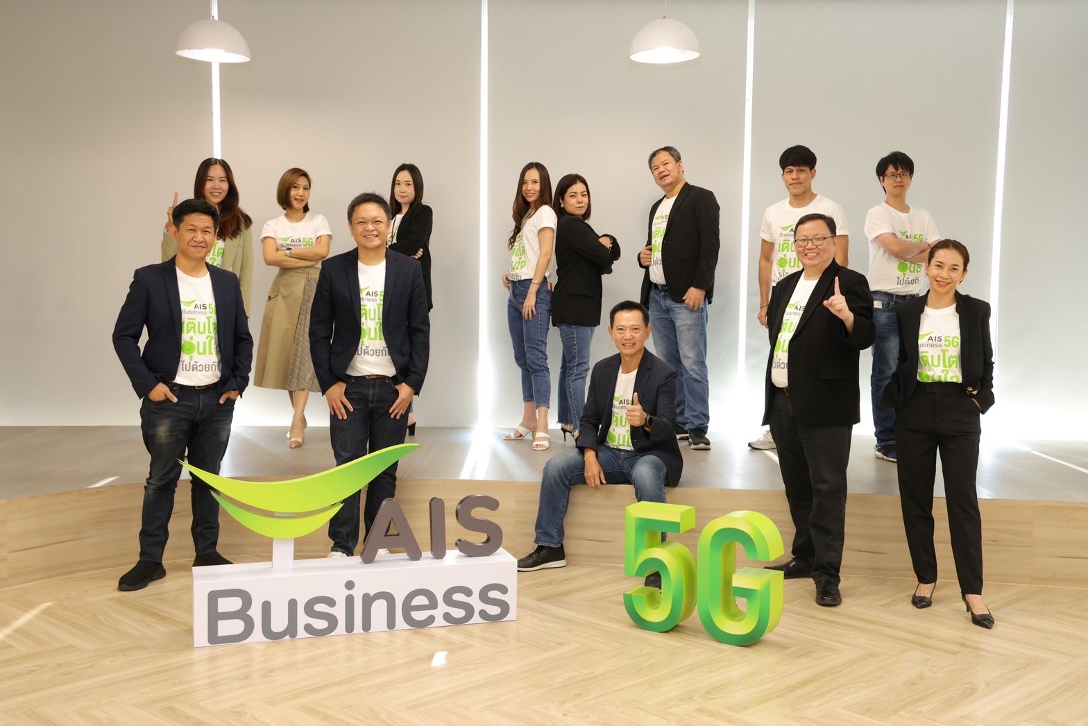 AIS Business ย้ำผู้นำปี 66 ด้านดิจิทัลและไอซีที สำหรับองค์กรและธุรกิจไทย ด้วยโครงข่าย 5G ดาต้าและคลาวด์ เพื่อเป็นดิจิทัลพาร์ทเนอร์อันดับ 1
