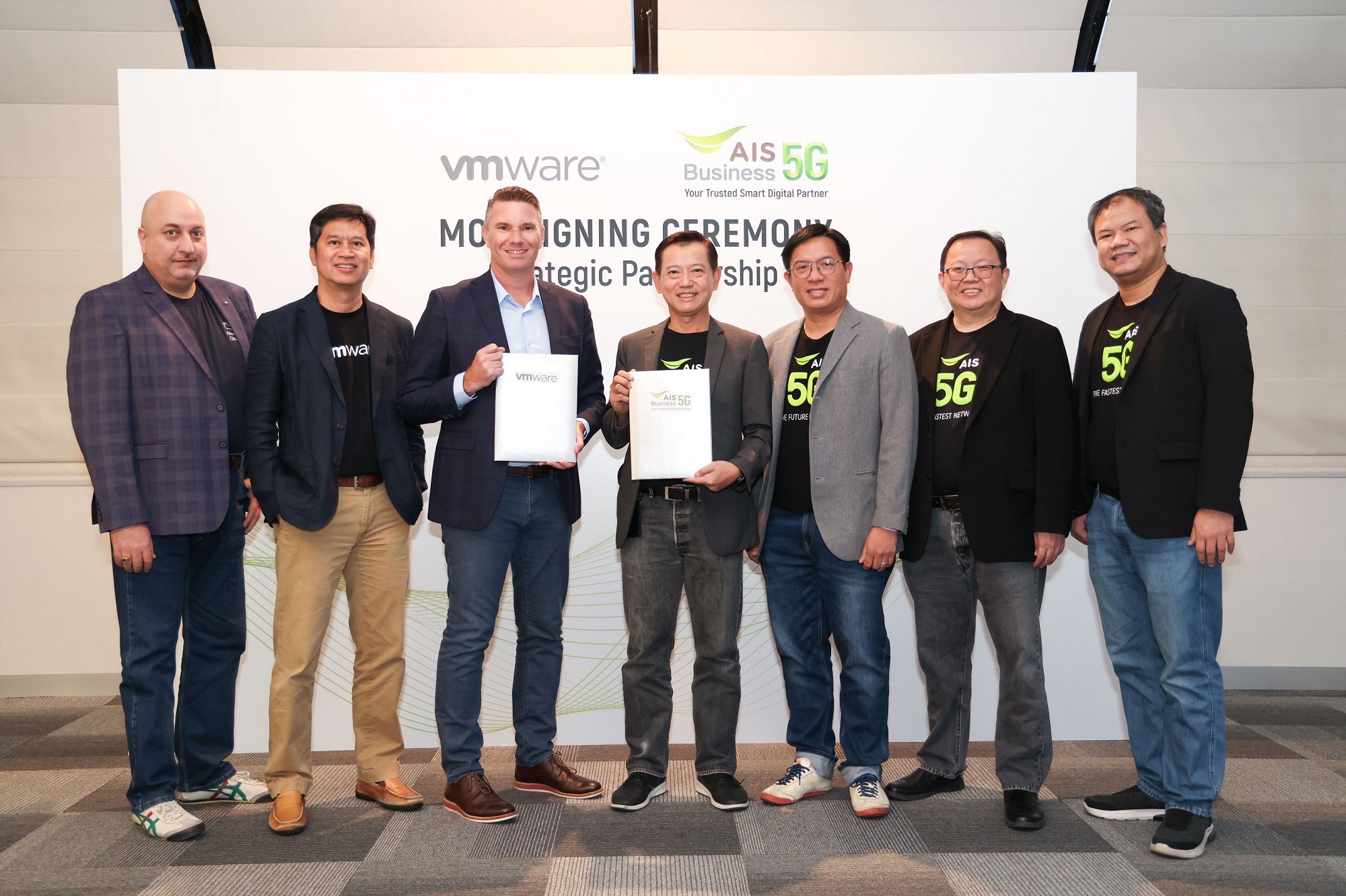 AIS Business – VMware ยกระดับขีดความสามารถกับความต้องการของผู้ประกอบการแบบ Personalized ด้วย เทคโนโลยี Multi-cloud 